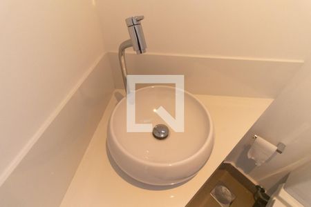 Lavabo de apartamento para alugar com 1 quarto, 45m² em Pinheiros, São Paulo