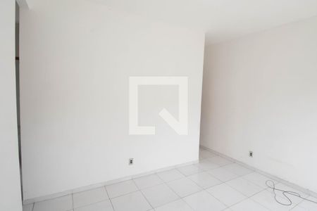 Sala de casa para alugar com 3 quartos, 60m² em Vila Santa Cruz, Duque de Caxias