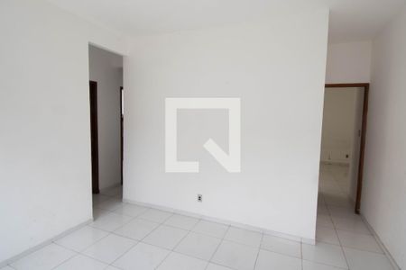 Sala de casa para alugar com 3 quartos, 60m² em Vila Santa Cruz, Duque de Caxias