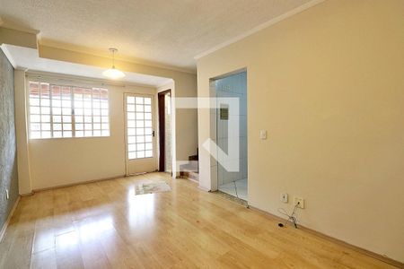 Sala de casa de condomínio à venda com 2 quartos, 80m² em Vila Metalúrgica, Santo André