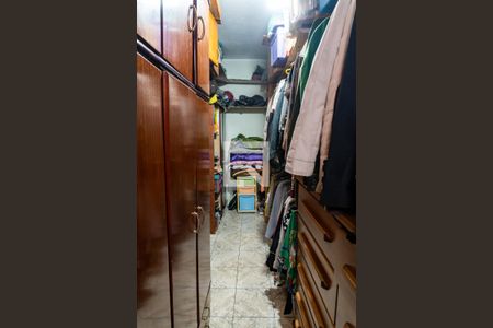 Closet da suíte 1 de casa à venda com 4 quartos, 218m² em Jardim Lourdes (zona Sul), São Paulo