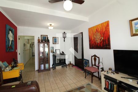 Sala de casa à venda com 3 quartos, 300m² em Sítio da Figueira, São Paulo