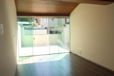 Sala 2 de casa à venda com 3 quartos, 225m² em Parque Alves de Lima, São Paulo