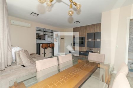 Sala de apartamento à venda com 2 quartos, 65m² em Vila Ipiranga, Porto Alegre