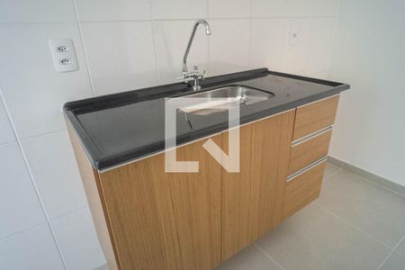 Cozinha de apartamento para alugar com 2 quartos, 42m² em Cidade Lider, São Paulo