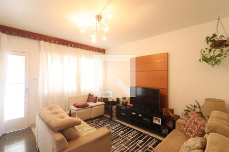 Sala  de casa para alugar com 2 quartos, 184m² em Vila Santa Maria, São Paulo