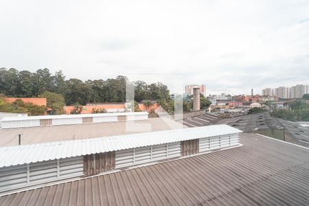 Vista do quarto  de kitnet/studio para alugar com 1 quarto, 36m² em Vila Nogueira, Diadema