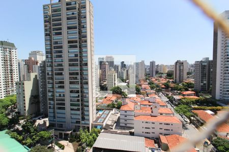 Vista  de apartamento à venda com 3 quartos, 107m² em Vila Olímpia, São Paulo