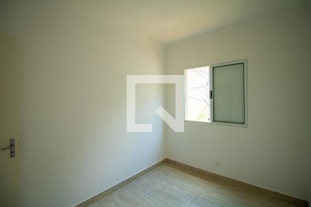 Quarto 1 de apartamento para alugar com 2 quartos, 45m² em Jardim Petrópolis, Cotia