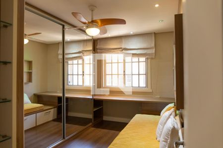 Quarto 1 de casa de condomínio à venda com 3 quartos, 228m² em Vila Jardim, Porto Alegre