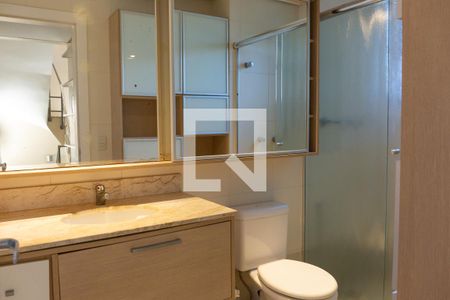 Casa de condomínio para alugar com 228m², 3 quartos e 3 vagas Casa de condomínio para alugar com 228m², 3 quartos e 3 vagasBanheiro 1