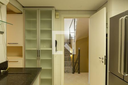 Casa de condomínio para alugar com 228m², 3 quartos e 3 vagas Casa de condomínio para alugar com 228m², 3 quartos e 3 vagasCozinha