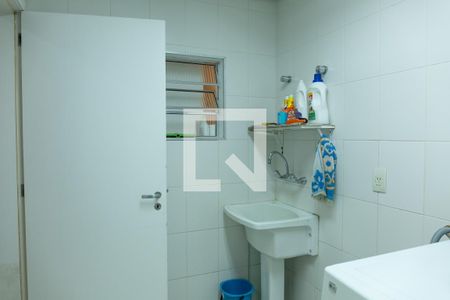 Casa de condomínio para alugar com 228m², 3 quartos e 3 vagas Casa de condomínio para alugar com 228m², 3 quartos e 3 vagasÁrea de Serviço