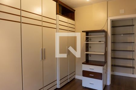 Quarto 2 de casa de condomínio à venda com 3 quartos, 228m² em Vila Jardim, Porto Alegre