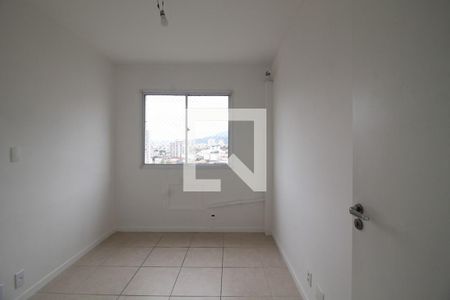 Quarto 1 de apartamento para alugar com 3 quartos, 70m² em Del Castilho, Rio de Janeiro
