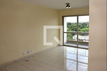 Sala de apartamento à venda com 3 quartos, 80m² em Parque Residencial Julia, São Paulo