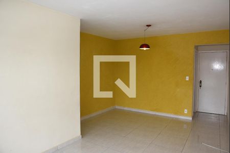 Sala de apartamento à venda com 3 quartos, 80m² em Parque Residencial Julia, São Paulo