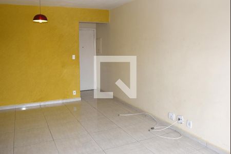 Sala de apartamento à venda com 3 quartos, 80m² em Parque Residencial Julia, São Paulo