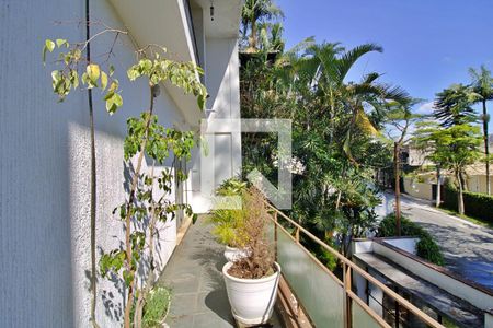 Varanda da Sala de casa à venda com 4 quartos, 274m² em Vila Tramontano, São Paulo