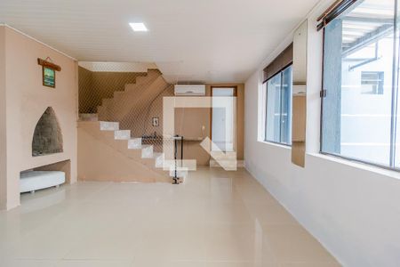 Sala de casa de condomínio para alugar com 3 quartos, 200m² em Santa Tereza, Porto Alegre