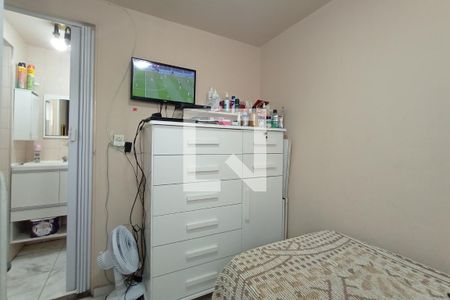 Quarto de apartamento para alugar com 3 quartos, 57m² em Conjunto Habitacional Padre Manoel de Paiva, São Paulo