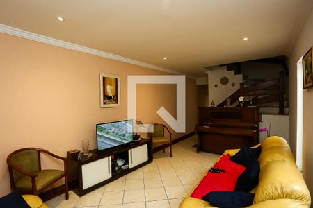 Sala de casa para alugar com 4 quartos, 125m² em Jardim Monte Kemel, São Paulo