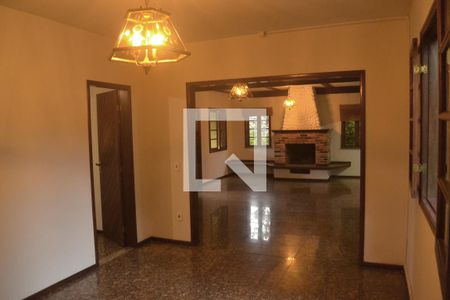 Sala 2 de casa de condomínio à venda com 5 quartos, 350m² em Badu, Niterói
