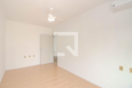 Quarto 1 de casa para alugar com 3 quartos, 240m² em Jardim Floresta, Porto Alegre