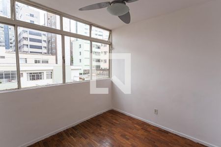 Suíte  de apartamento para alugar com 3 quartos, 126m² em Santo Agostinho, Belo Horizonte