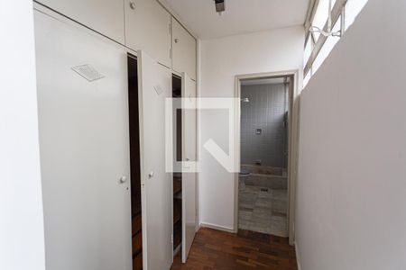 Closet da Suíte  de apartamento para alugar com 3 quartos, 126m² em Santo Agostinho, Belo Horizonte