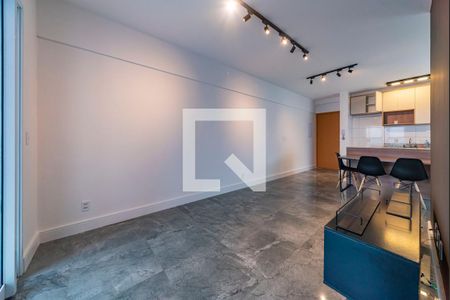 Sala de apartamento à venda com 2 quartos, 73m² em Vila Eldízia, Santo André