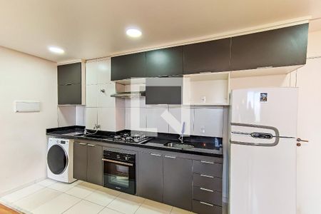 Cozinha de apartamento para alugar com 2 quartos, 40m² em Paraíso do Morumbi, São Paulo