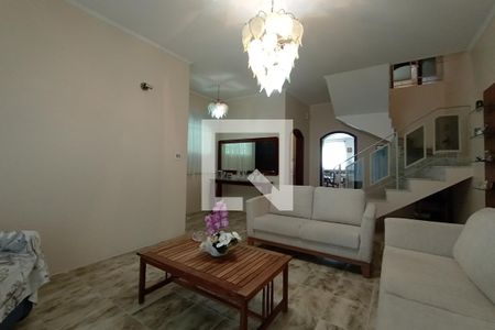 Sala de Estar de casa à venda com 3 quartos, 331m² em Vila Talarico, São Paulo