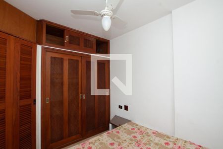 Quarto de apartamento para alugar com 1 quarto, 39m² em Jardim Três Marias, Guarujá