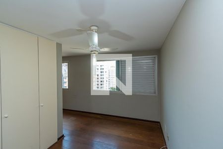 Sala de TV de apartamento para alugar com 3 quartos, 190m² em Cambuí, Campinas