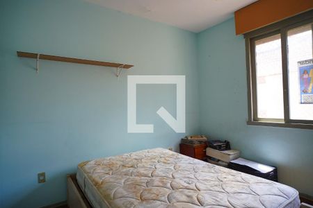 Quarto  de apartamento para alugar com 1 quarto, 35m² em Passo da Areia, Porto Alegre