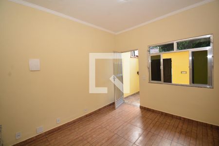 Sala de kitnet/studio para alugar com 1 quarto, 50m² em Bento Ribeiro, Rio de Janeiro