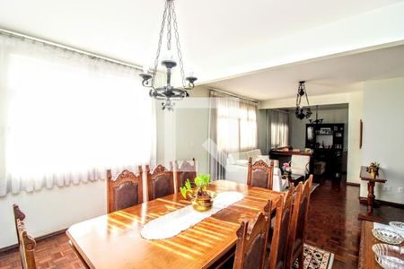 Apartamento à venda com 4 quartos, 240m² em Gutierrez, Belo Horizonte