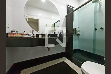 Casa de condomínio à venda com 1050m², 5 quartos e 6 vagas