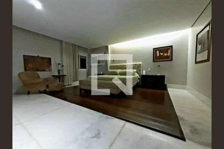 Casa de condomínio à venda com 1050m², 5 quartos e 6 vagas