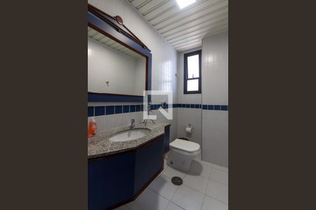 Lavabo de apartamento para alugar com 4 quartos, 300m² em Vila Luis Antônio, Guarujá