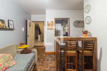 Sala de apartamento para alugar com 2 quartos, 52m² em Teresópolis, Porto Alegre