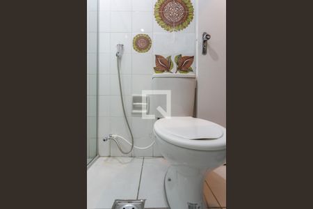 Banheiro de apartamento para alugar com 1 quarto, 55m² em Centro, Belo Horizonte