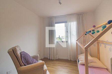 Quarto 1 de apartamento para alugar com 2 quartos, 180m² em Mercês, Curitiba