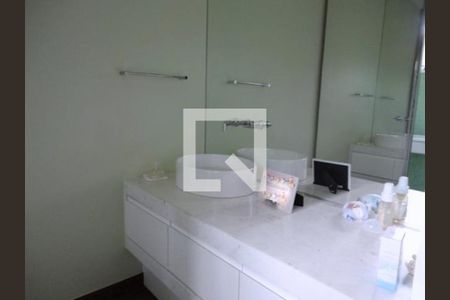 Casa de condomínio à venda com 1200m², 4 quartos e 4 vagas