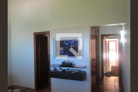 Casa de condomínio à venda com 909m², 6 quartos e 6 vagas