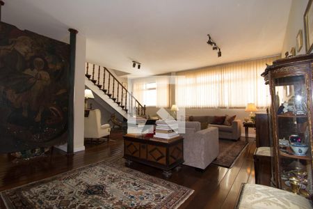Apartamento à venda com 4 quartos, 420m² em Lourdes, Belo Horizonte