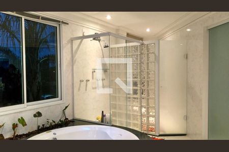 Casa de condomínio à venda com 450m², 4 quartos e 5 vagas