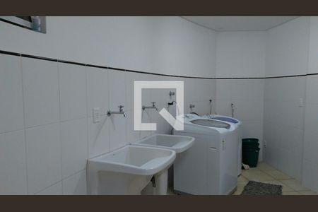 Casa de condomínio à venda com 450m², 4 quartos e 5 vagas