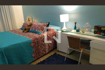 Casa de condomínio à venda com 450m², 4 quartos e 5 vagas